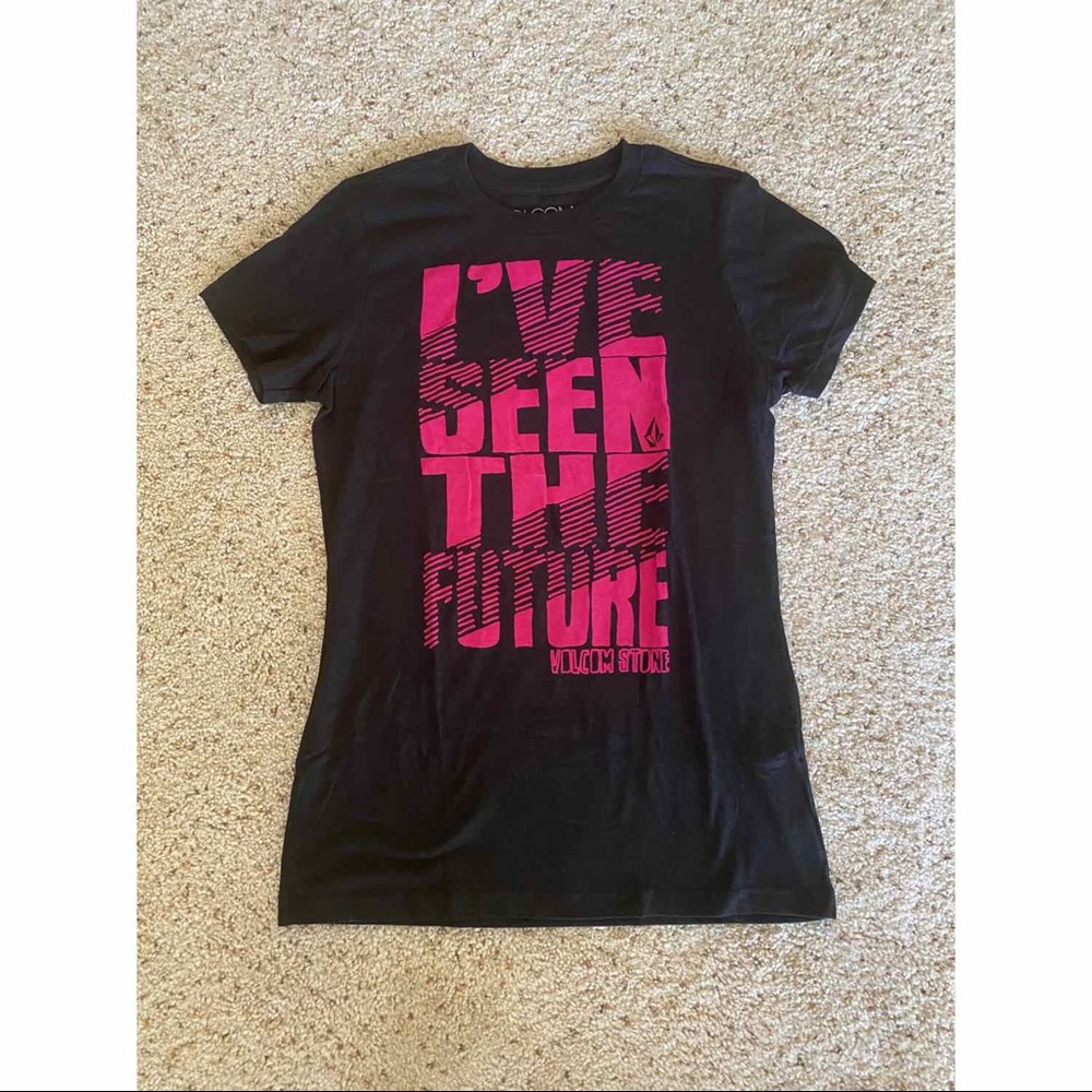 Volcom T-Shirt size Large NWT